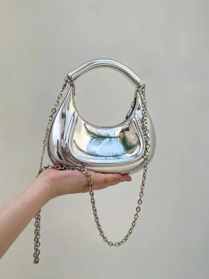 sac demi lune argenté brillant