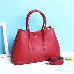 sac cabas en cuir rouge