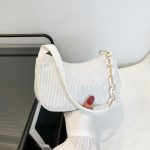 sac en velours cotelé blanc avec chiane