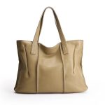 sac de cours en cuir beige